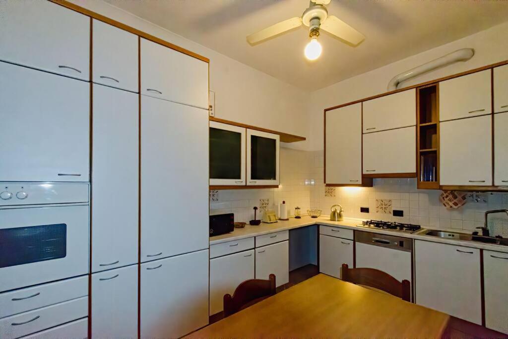 Apartamento Un Insospettabile Angolo Verde In Citta Milán Exterior foto